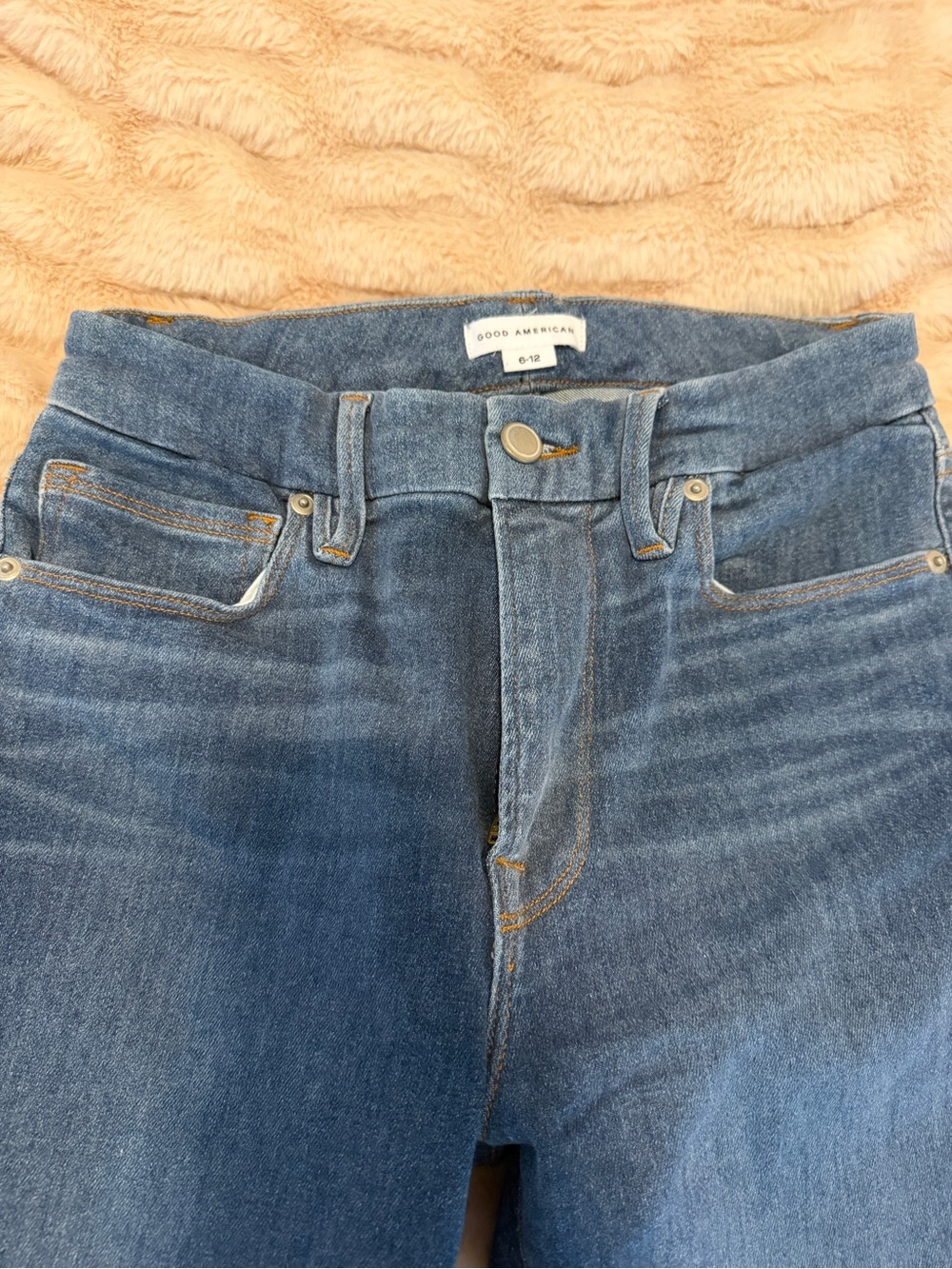 Good American High-Rise Blue Jeans — Classic Indigo Wash